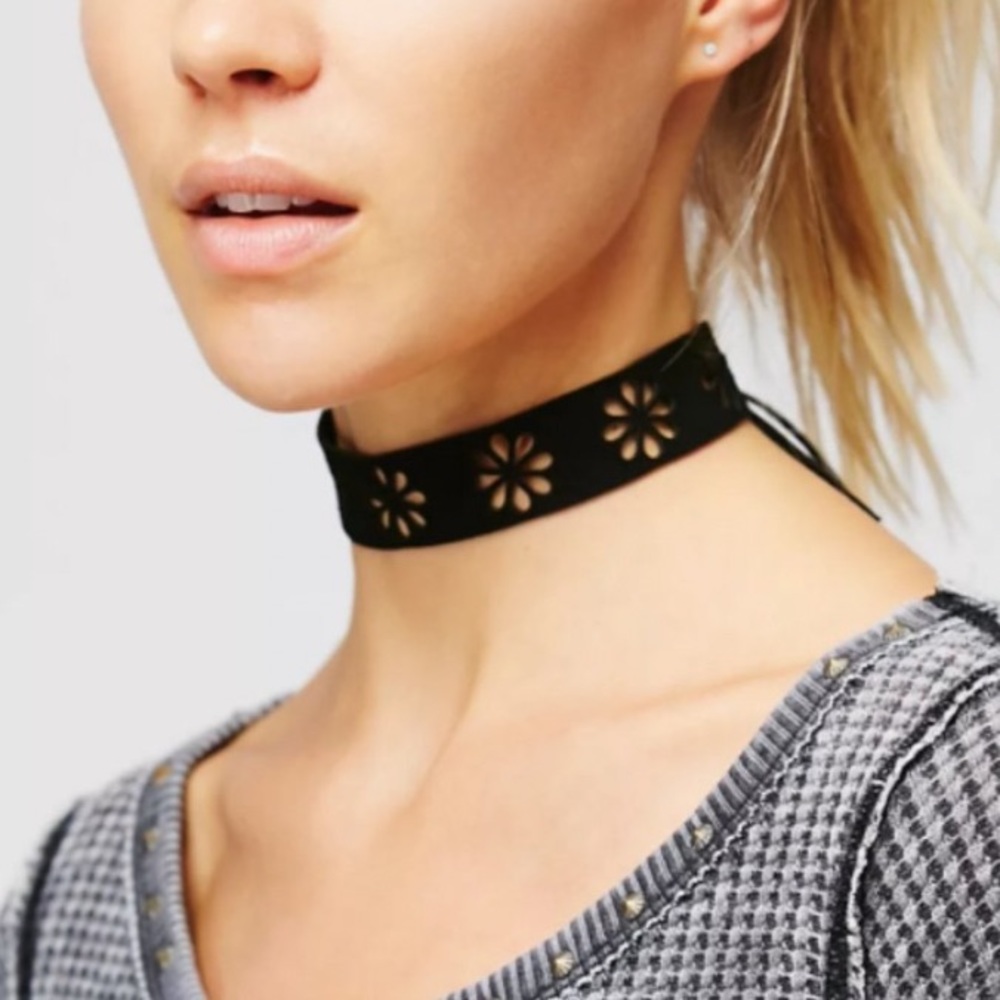 ISO: Free People Desert Valley Suede Choker